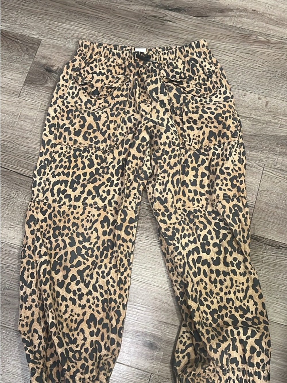 GAP Leopard Print Joggers in Tan and Black